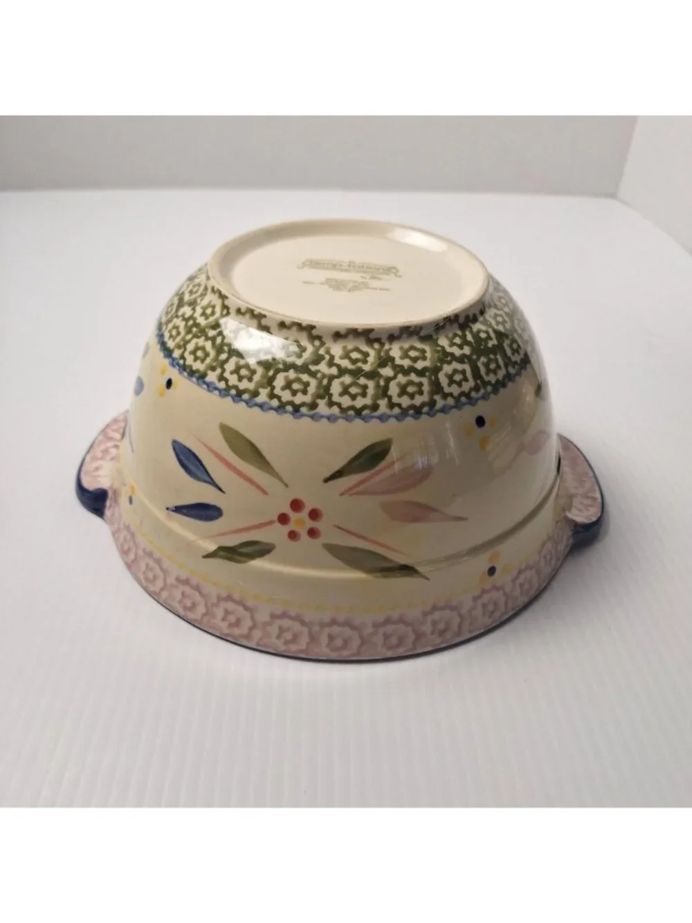 TEMP-TATIONS OLD WORLD 1.5 QUART PRESENTABLE OVENWARE BY TARA METAL STAND/BASKET